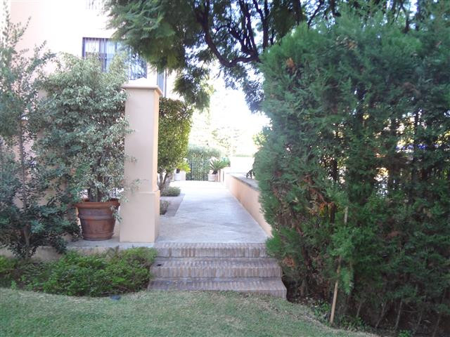 Se vende Apartamento Planta Media de 3 dormitorios en Costa Del Sol, Málaga, España