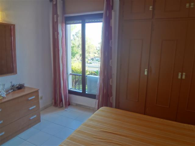 Se vende Apartamento Planta Media de 3 dormitorios en Costa Del Sol, Málaga, España