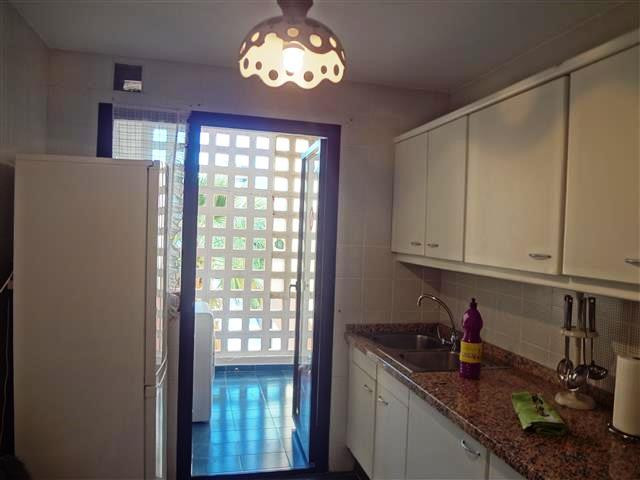 Se vende Apartamento Planta Media de 3 dormitorios en Costa Del Sol, Málaga, España