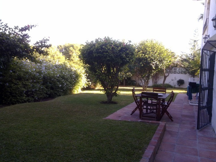 Se vende Villa - Chalet de 7 dormitorios en Costa Del Sol, Málaga, España
