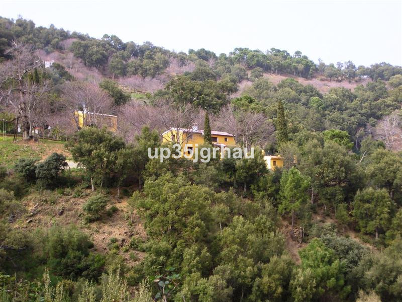 4 Bed Townhouse for sale in Jubrique Costa Del Sol, Málaga, Spain