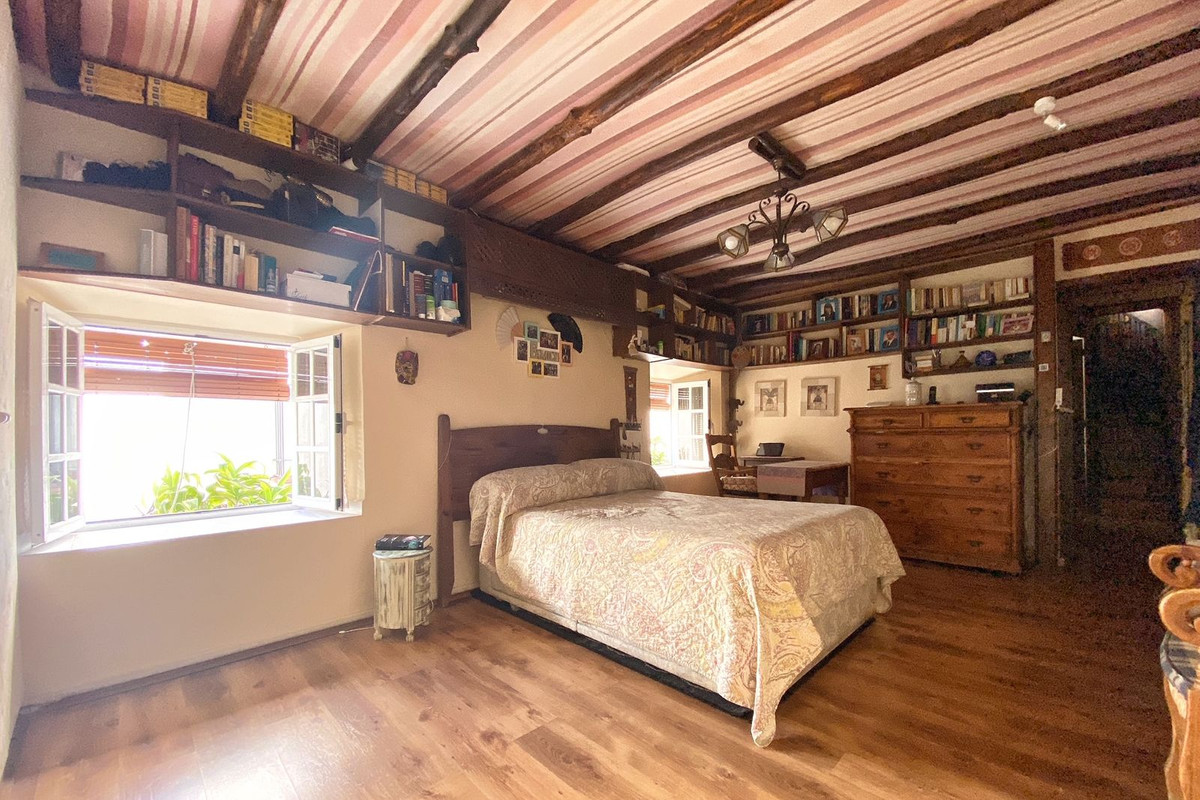 Se vende Adosada de 6 dormitorios en Costa Del Sol, Málaga, España