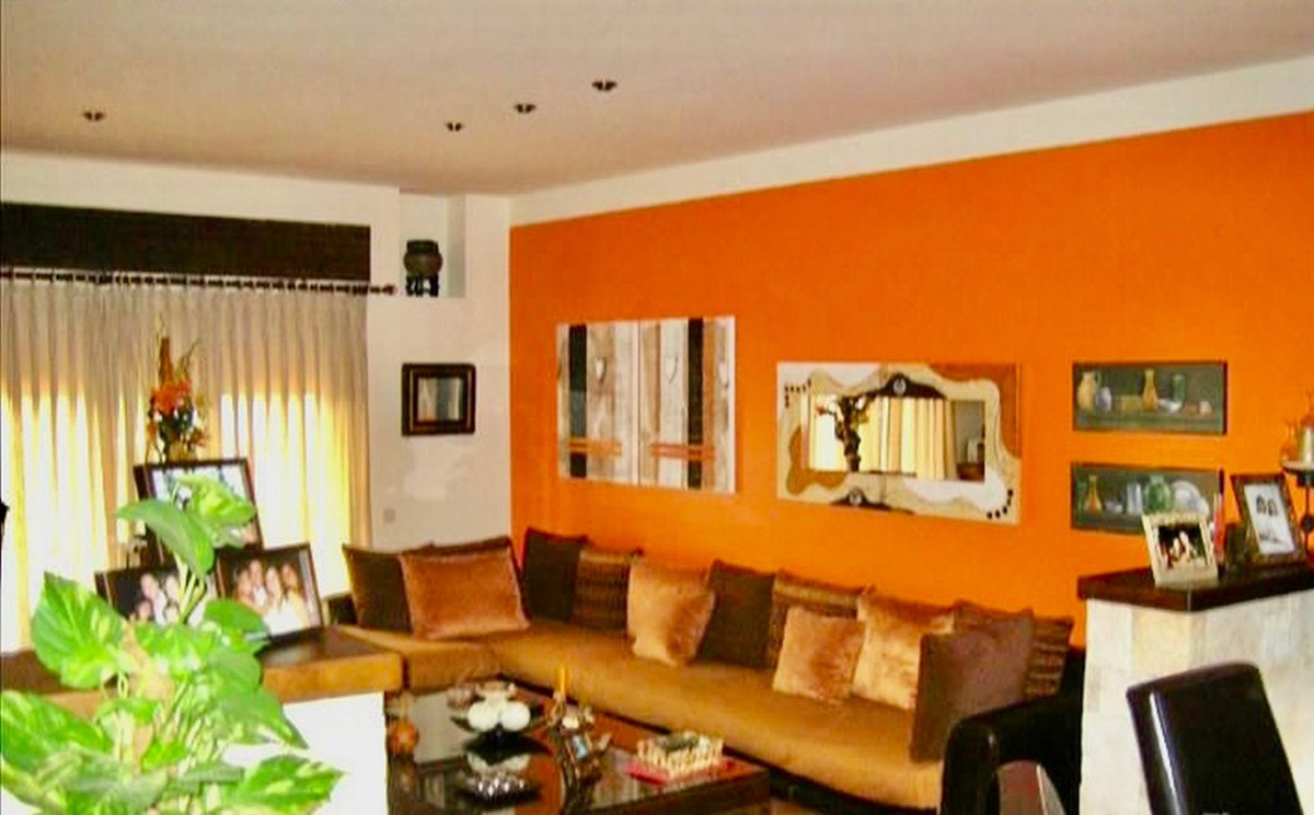 5 Bed Townhouse for sale in Estepona Costa Del Sol, Málaga, Spain