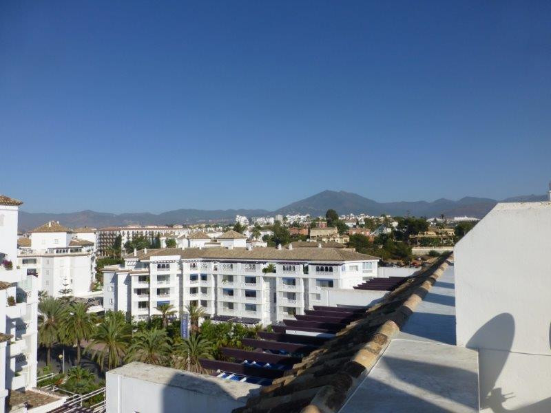 3 Bed Apartment for sale in Puerto Banús Costa Del Sol, Málaga, Spain