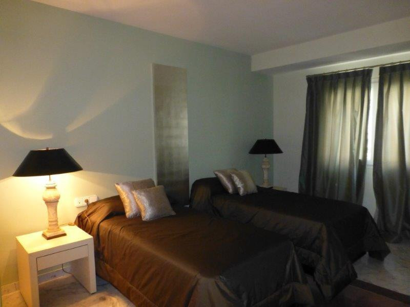3 Bed Apartment for sale in Puerto Banús Costa Del Sol, Málaga, Spain