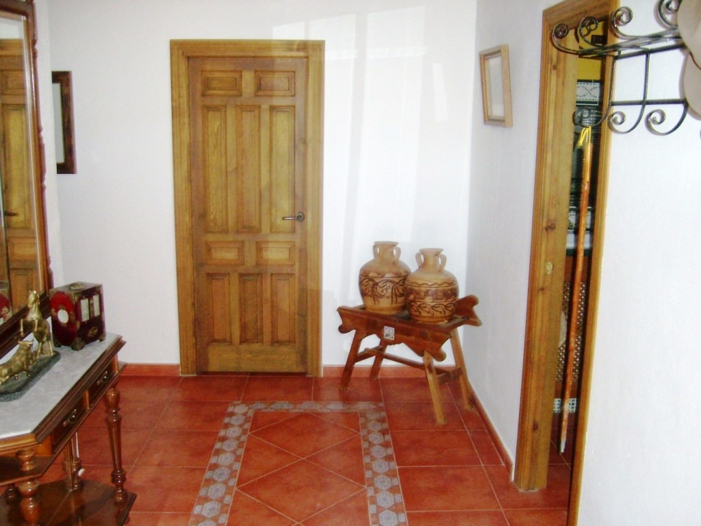 2 Bed Townhouse for sale in Alora Costa Del Sol, Málaga, Spain
