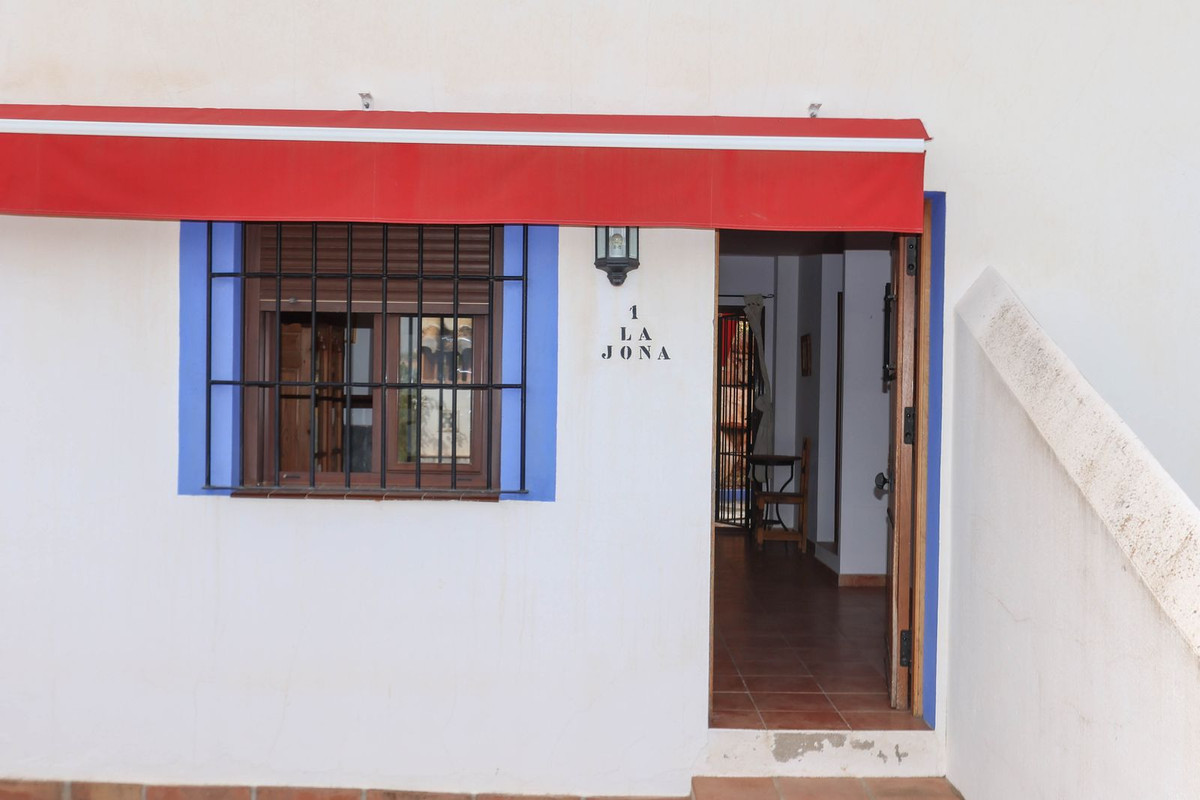 Se vende Hotel de 14 dormitorios en Costa Del Sol, Málaga, España