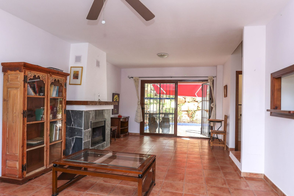 Se vende Hotel de 14 dormitorios en Costa Del Sol, Málaga, España