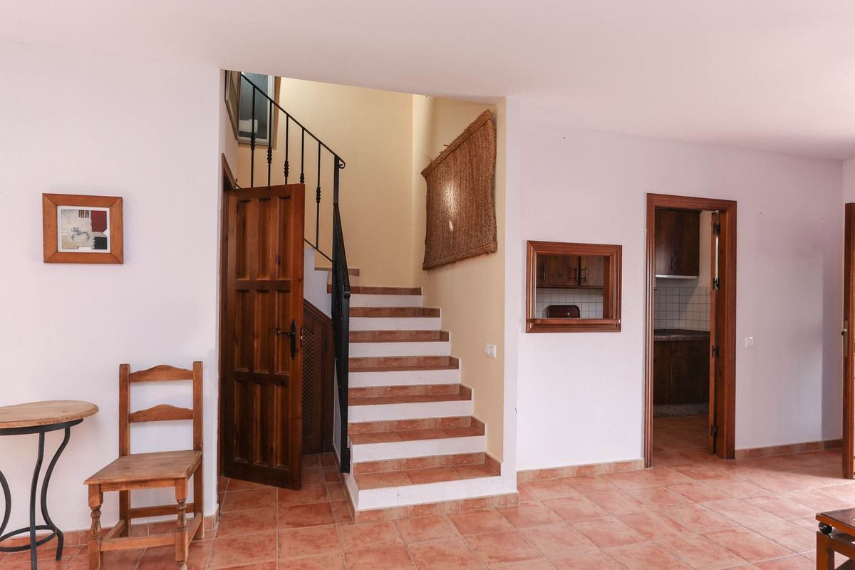 Se vende Hotel de 14 dormitorios en Costa Del Sol, Málaga, España