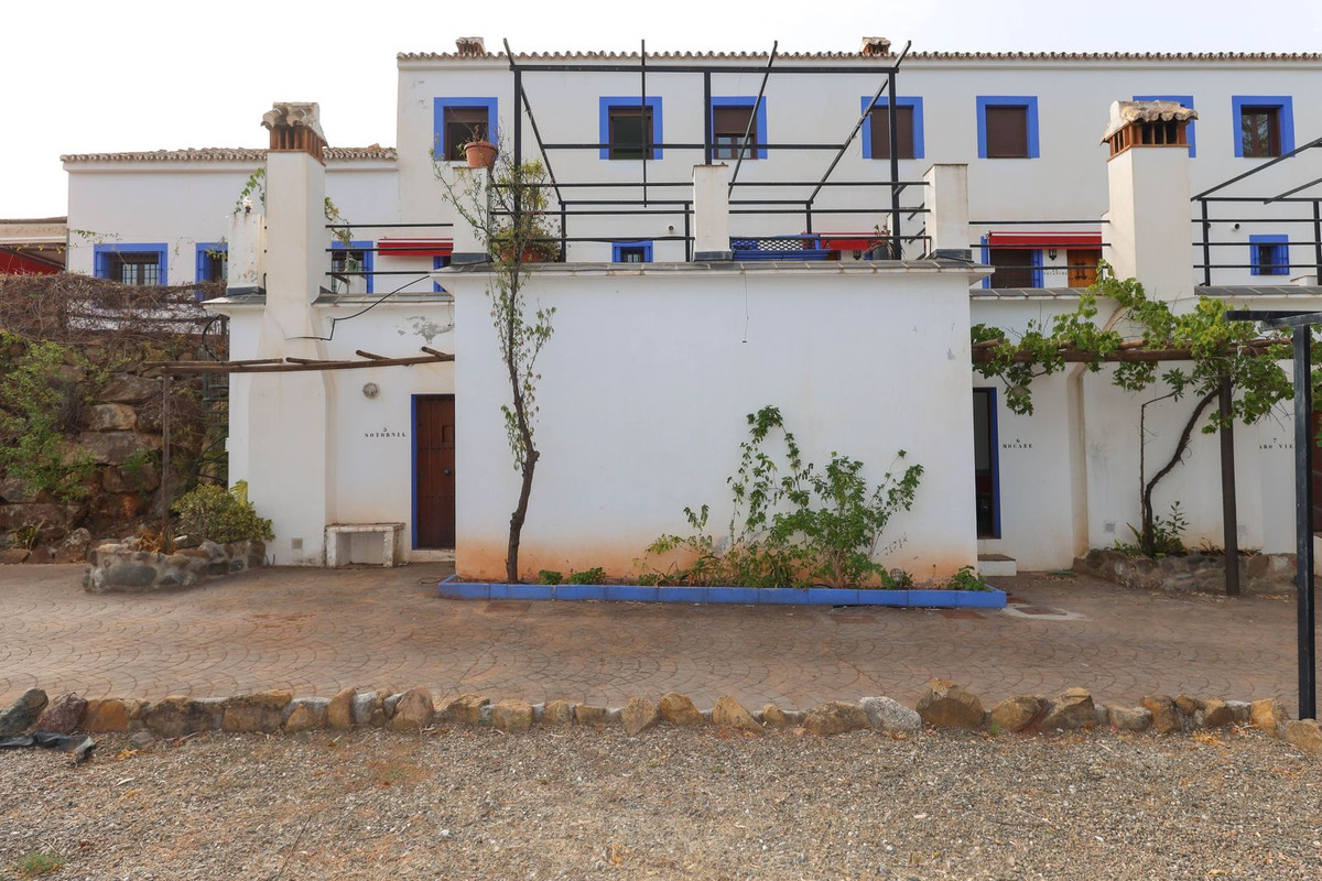 Se vende Hotel de 14 dormitorios en Costa Del Sol, Málaga, España