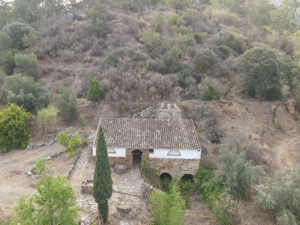 Se vende Hotel de 14 dormitorios en Costa Del Sol, Málaga, España