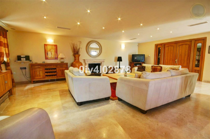 Se vende Villa - Chalet de 10 dormitorios en Costa Del Sol, Málaga, España