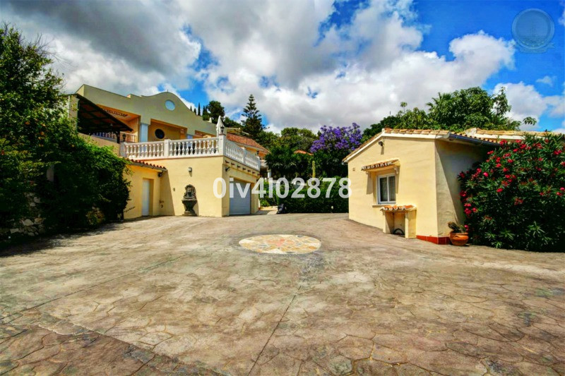 Se vende Villa - Chalet de 10 dormitorios en Costa Del Sol, Málaga, España
