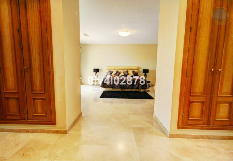 Se vende Villa - Chalet de 10 dormitorios en Costa Del Sol, Málaga, España