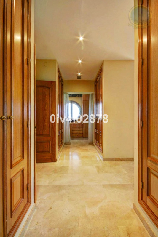 Se vende Villa - Chalet de 10 dormitorios en Costa Del Sol, Málaga, España