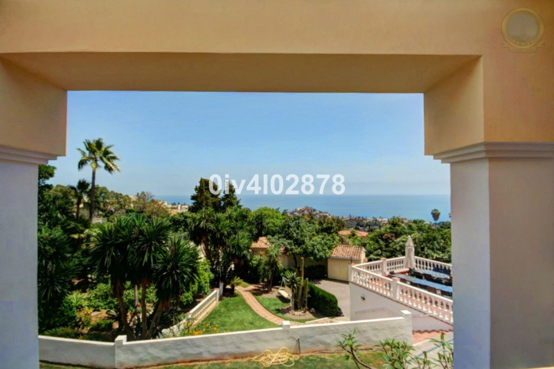 Se vende Villa - Chalet de 10 dormitorios en Costa Del Sol, Málaga, España