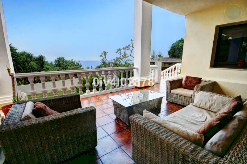 Se vende Villa - Chalet de 10 dormitorios en Costa Del Sol, Málaga, España