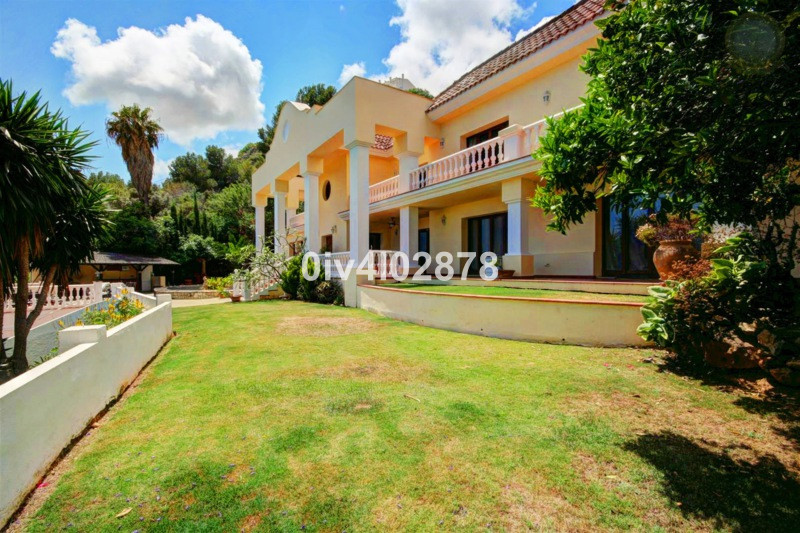 Se vende Villa - Chalet de 10 dormitorios en Costa Del Sol, Málaga, España