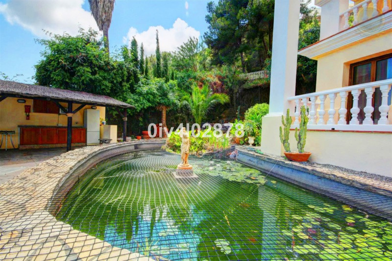 Se vende Villa - Chalet de 10 dormitorios en Costa Del Sol, Málaga, España