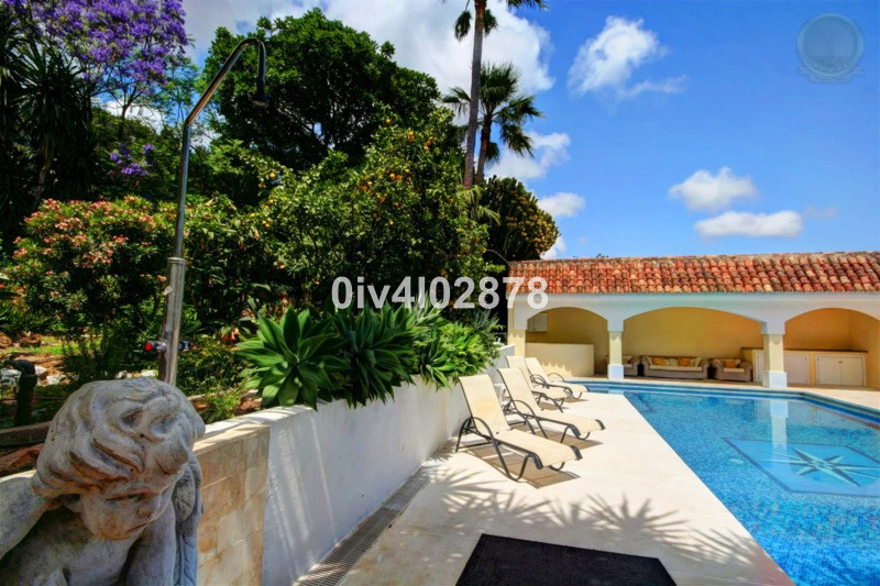 Se vende Villa - Chalet de 10 dormitorios en Costa Del Sol, Málaga, España