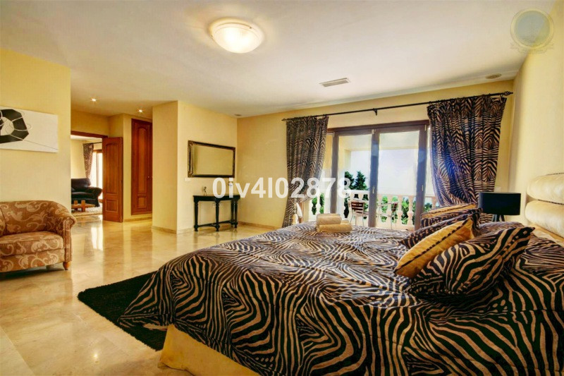 Se vende Villa - Chalet de 10 dormitorios en Costa Del Sol, Málaga, España