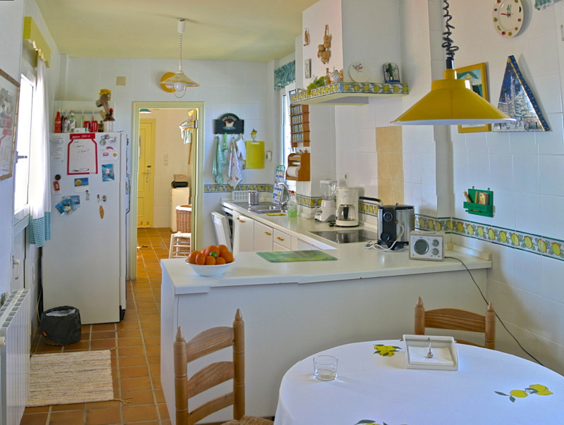 Se vende Villa - Chalet de 4 dormitorios en Costa Del Sol, Málaga, España