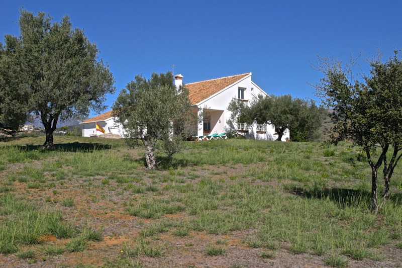 Se vende Villa - Chalet de 4 dormitorios en Costa Del Sol, Málaga, España