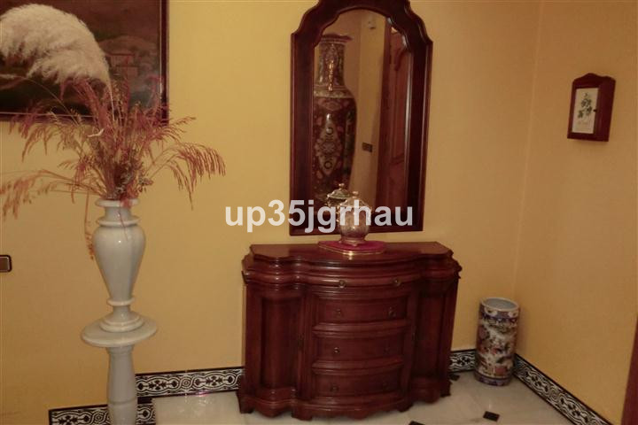 5 Bed Townhouse for sale in Estepona Costa Del Sol, Málaga, Spain