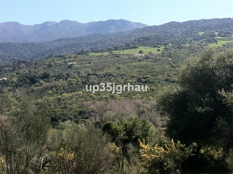 Se vende Terreno Rustico  en Costa Del Sol, Málaga, España
