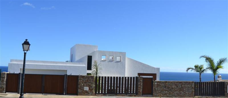 Se vende Villa - Chalet de 5 dormitorios en Costa Del Sol, Málaga, España