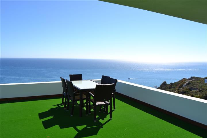 Se vende Villa - Chalet de 5 dormitorios en Costa Del Sol, Málaga, España