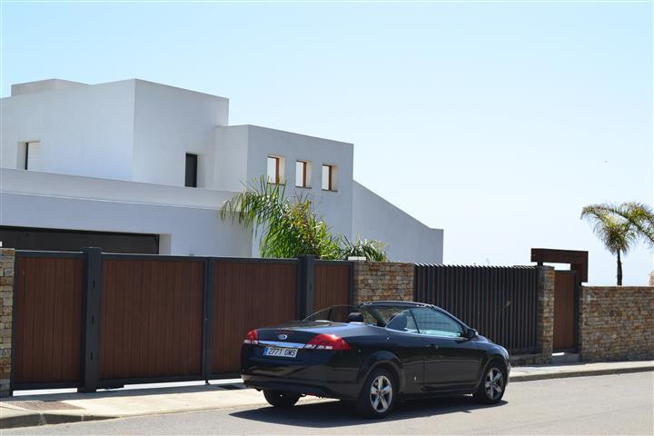 Se vende Villa - Chalet de 5 dormitorios en Costa Del Sol, Málaga, España