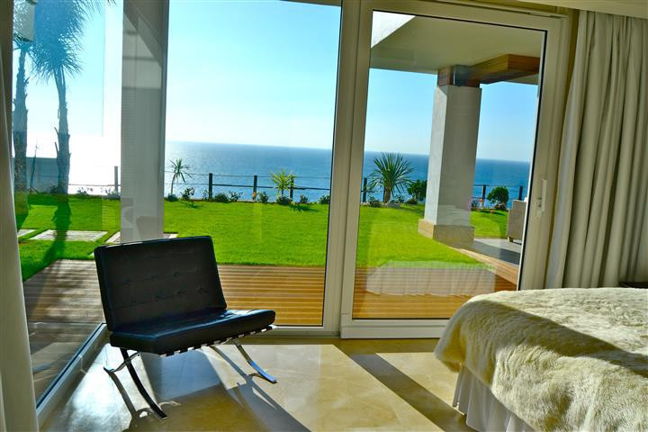 Se vende Villa - Chalet de 5 dormitorios en Costa Del Sol, Málaga, España