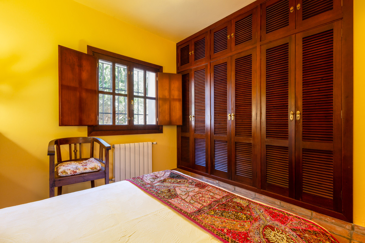 4 Bed Townhouse for sale in Elviria Costa Del Sol, Málaga, Spain