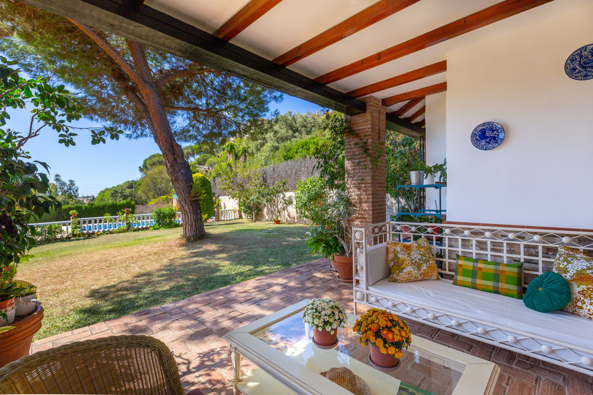 4 Bed Townhouse for sale in Elviria Costa Del Sol, Málaga, Spain
