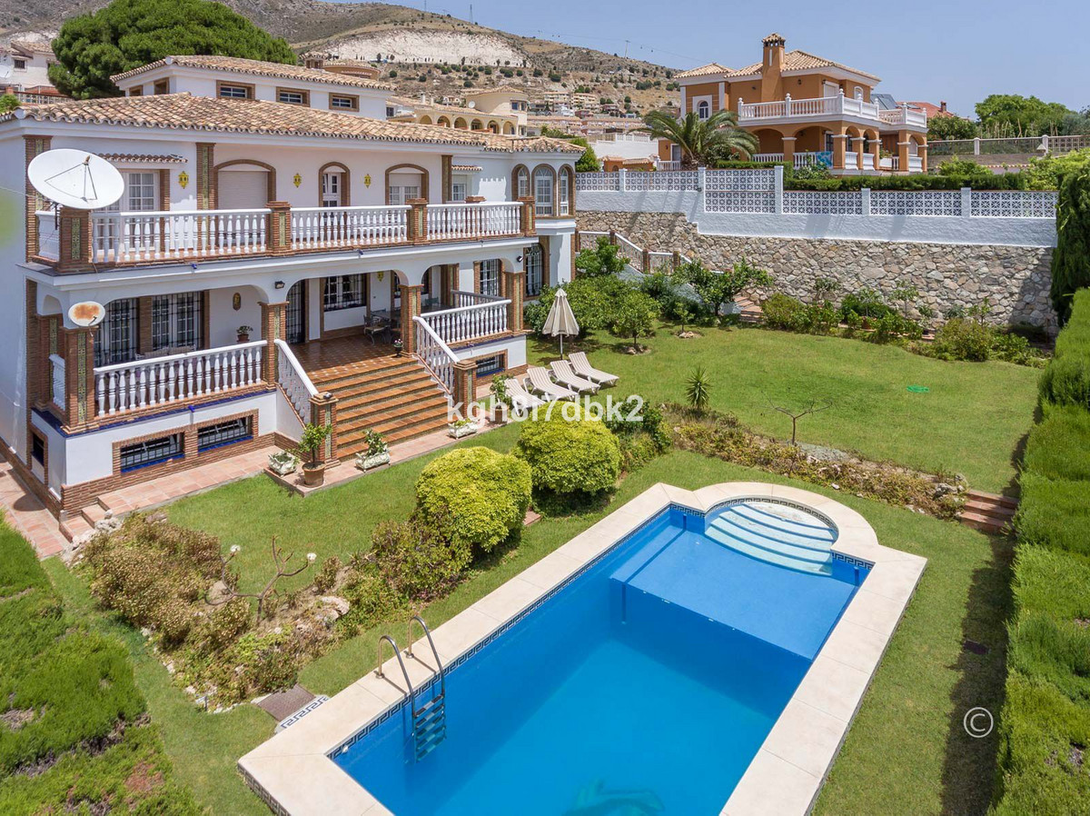 Se vende Villa - Chalet de 10 dormitorios en Costa Del Sol, Málaga, España