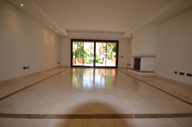 3 Bed Townhouse for sale in The Golden Mile Costa Del Sol, Málaga, Spain
