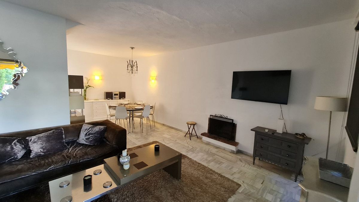 3 Bed Townhouse for sale in Nueva Andalucía Costa Del Sol, Málaga, Spain
