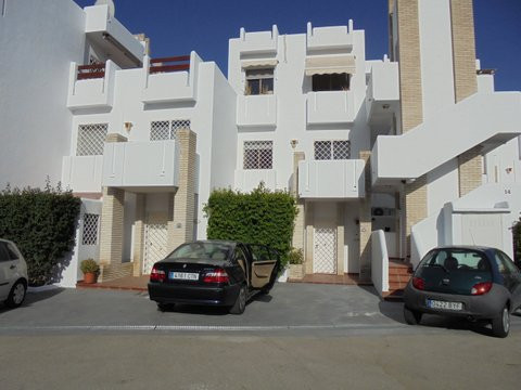 3 Bed Townhouse for sale in Nueva Andalucía Costa Del Sol, Málaga, Spain