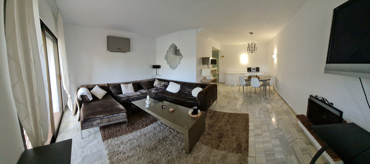 3 Bed Townhouse for sale in Nueva Andalucía Costa Del Sol, Málaga, Spain