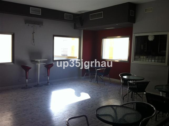 Commercial unit for sale in Estepona Costa Del Sol, Málaga, Spain