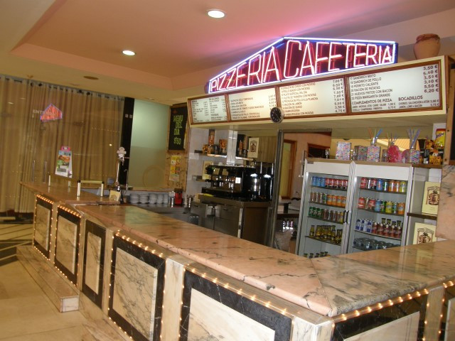 Commercial unit for sale in Puerto Banús Costa Del Sol, Málaga, Spain