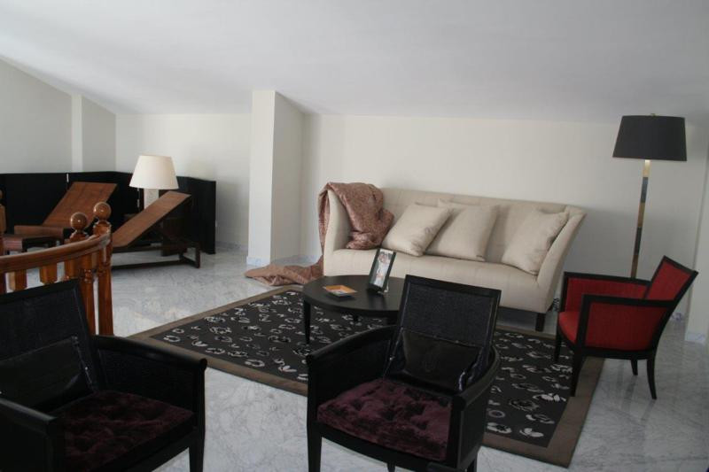 3 Bed Apartment for sale in Puerto Banús Costa Del Sol, Málaga, Spain