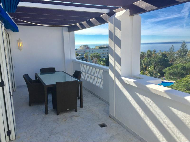 3 Bed Apartment for sale in Puerto Banús Costa Del Sol, Málaga, Spain