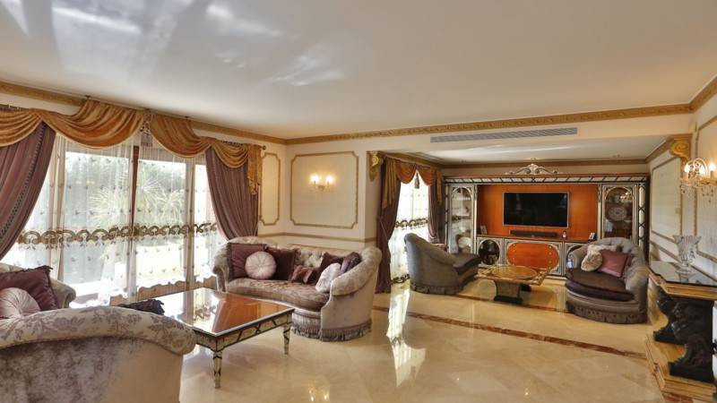 5 Bed Townhouse for sale in Sierra Blanca Costa Del Sol, Málaga, Spain