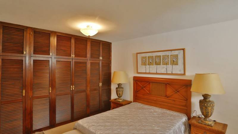 5 Bed Townhouse for sale in Sierra Blanca Costa Del Sol, Málaga, Spain