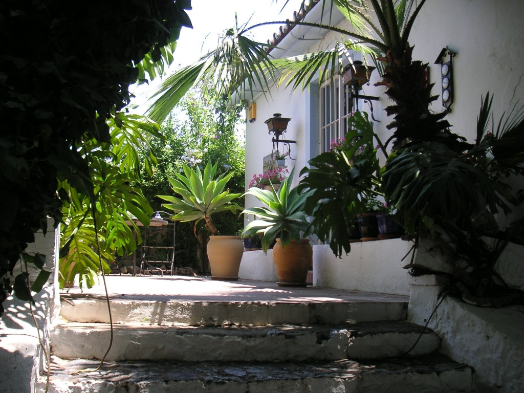 5 Bed Townhouse for sale in Churriana Málaga Ciudad, Málaga, Spain