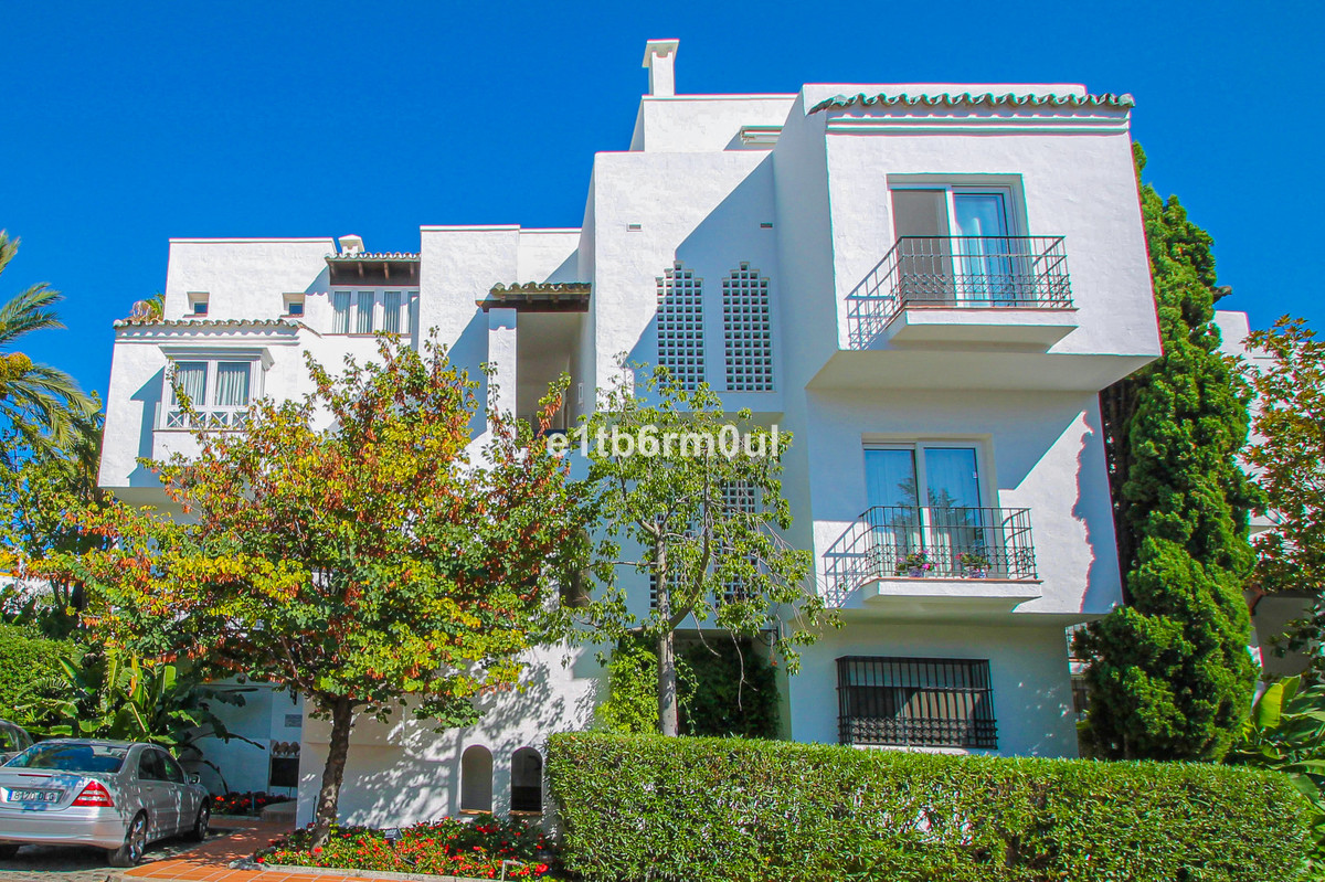 Se vende Apartamento Planta Baja de 2 dormitorios en Costa Del Sol, Málaga, España