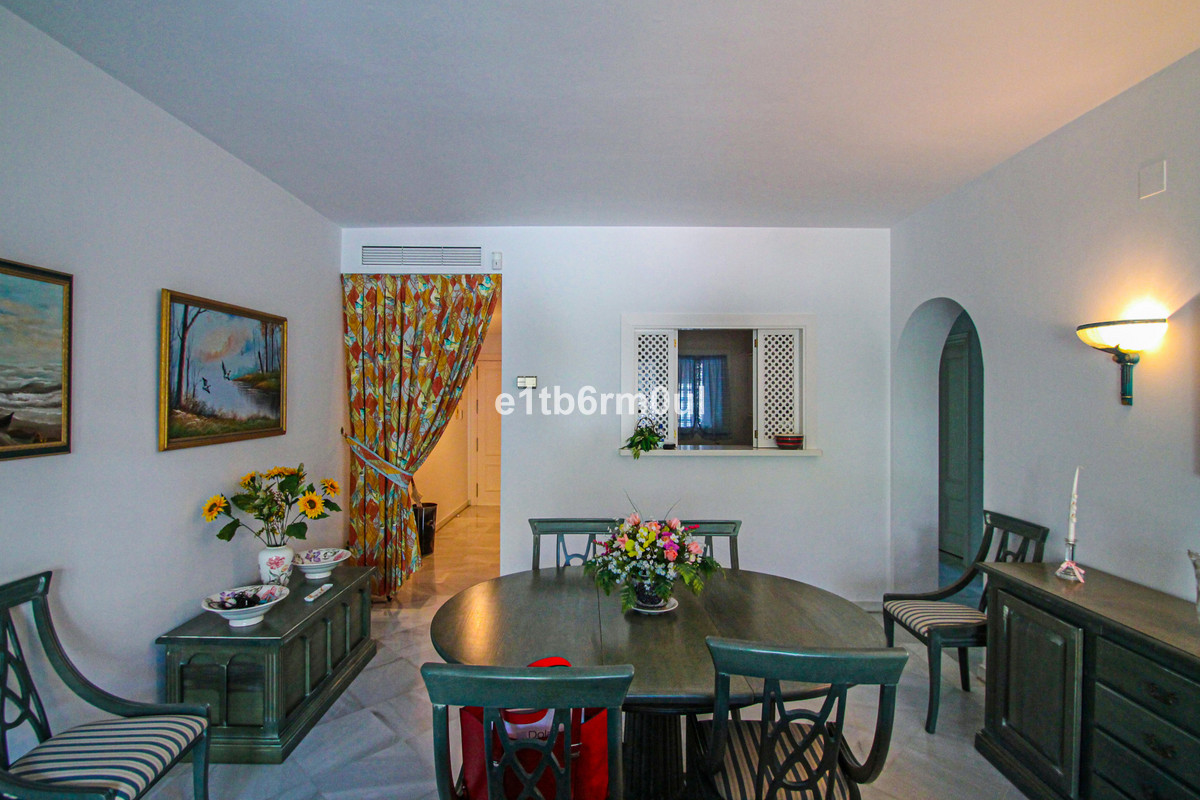 Se vende Apartamento Planta Baja de 2 dormitorios en Costa Del Sol, Málaga, España