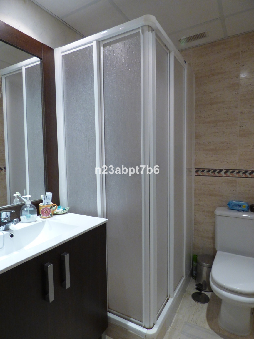 2 Bed Apartment for sale in Nueva Andalucía Costa Del Sol, Málaga, Spain